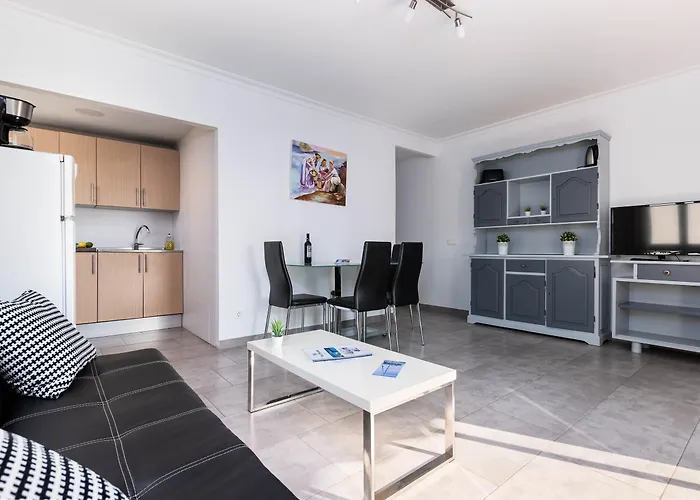 酒店 Acapulco 坎皮卡福特